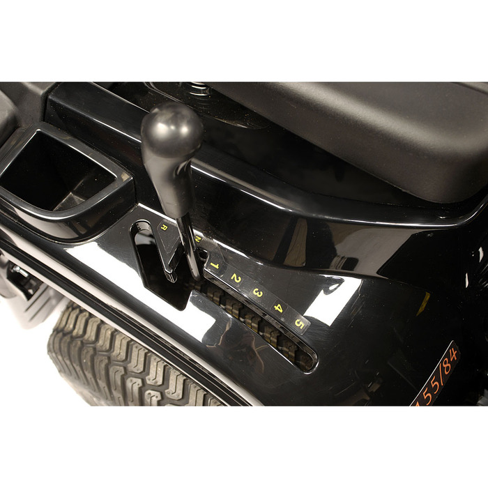 BLACK EDITION® PRO 155/84 Rasentraktor – Bild 7