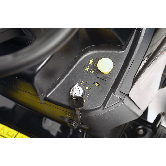 BLACK EDITION® PRO 155/84 Rasentraktor – Bild 9