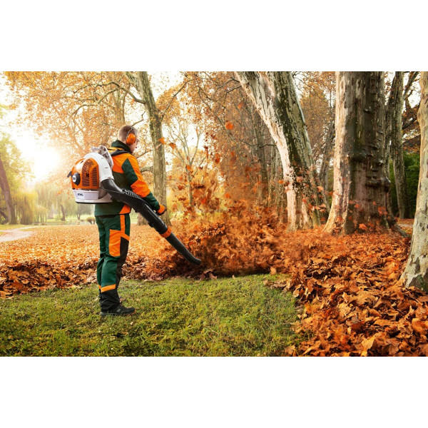 STIHL BR700 Rückentragbares Laubgebläse – Bild 2
