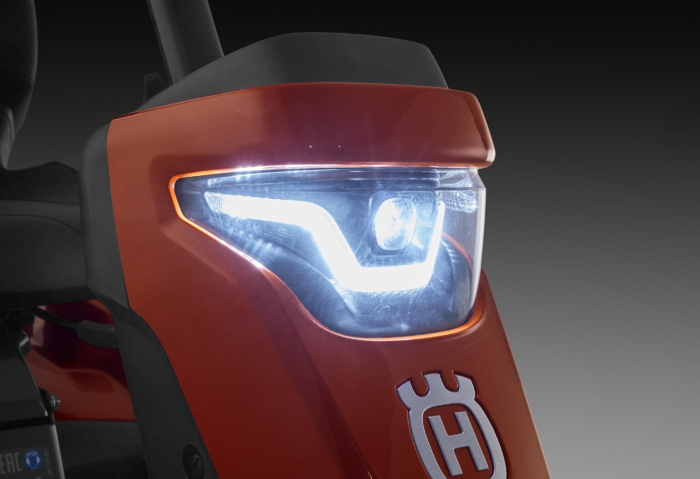 Husqvarna Profi Allrad-Frontmäher R 316TsX AWD – Grundgerät ohne Mähwerk