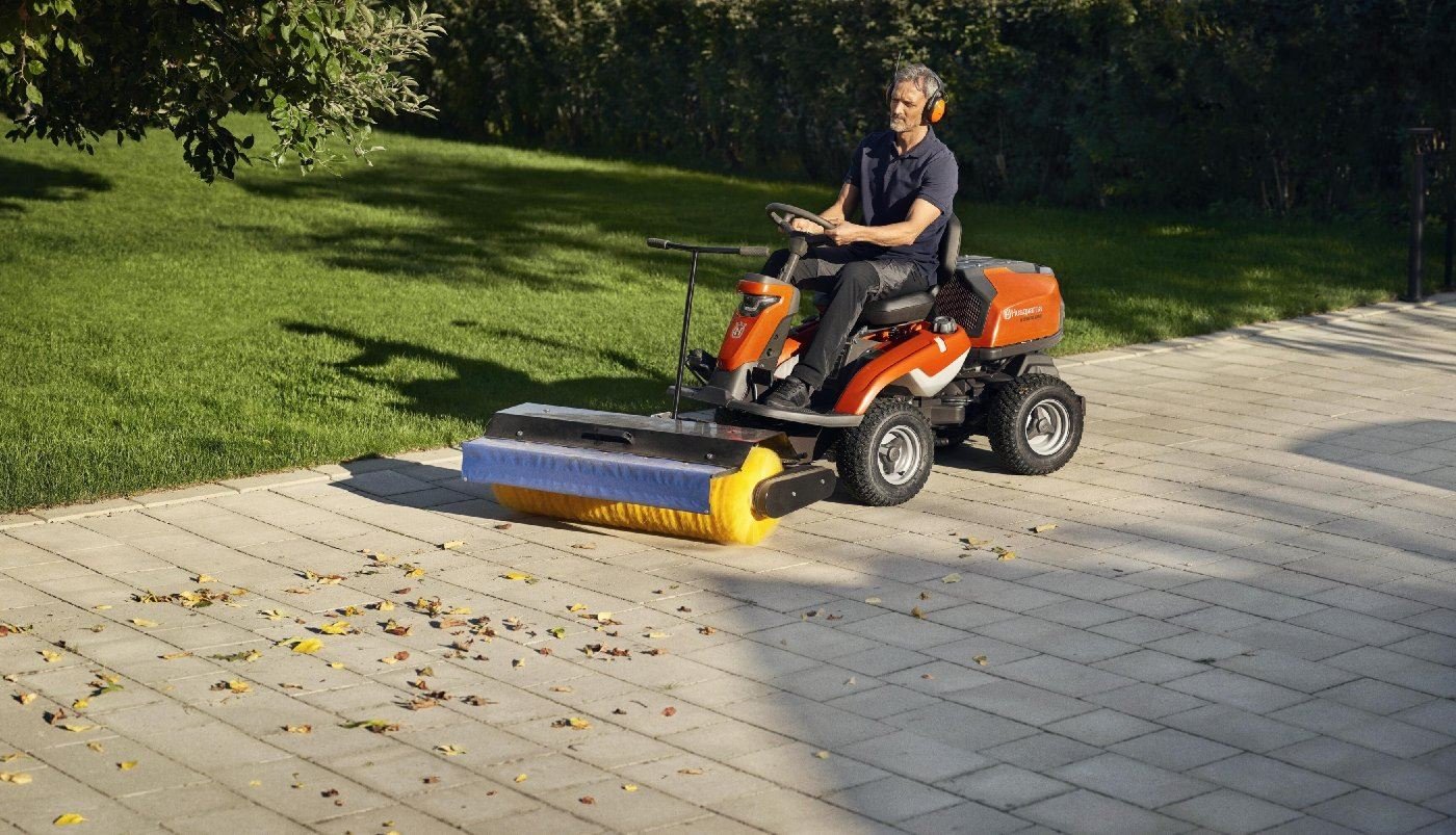 Husqvarna Profi Allrad-Frontmäher R 316TsX AWD – Grundgerät ohne Mähwerk